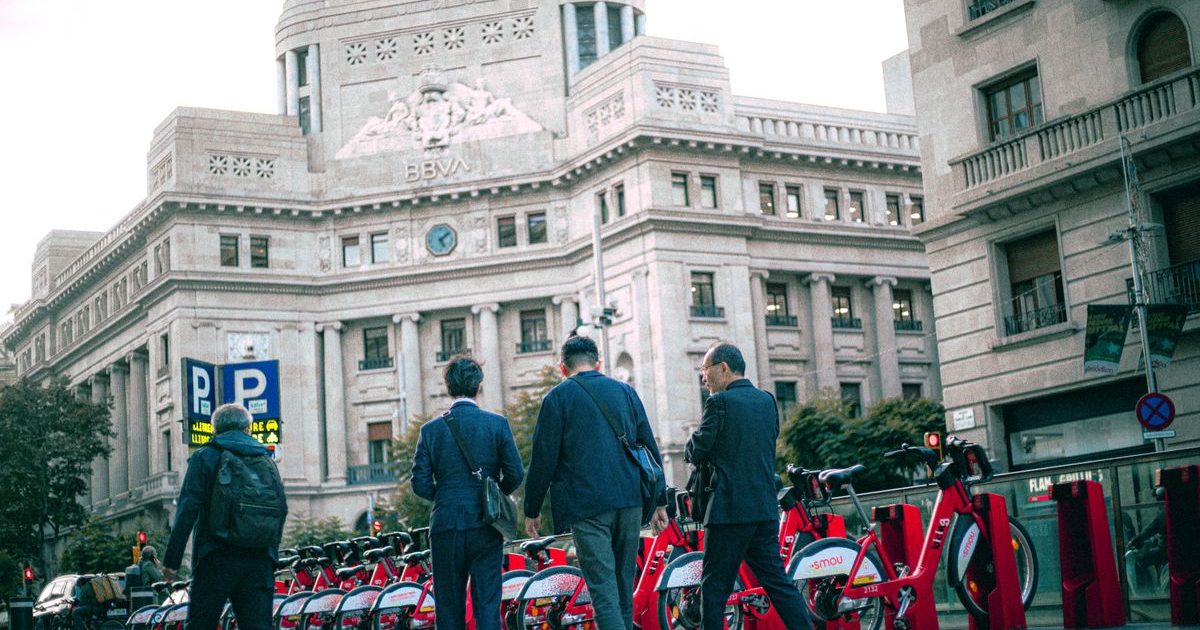 Как открыть счёт в испанском банке после получения ВНЖ